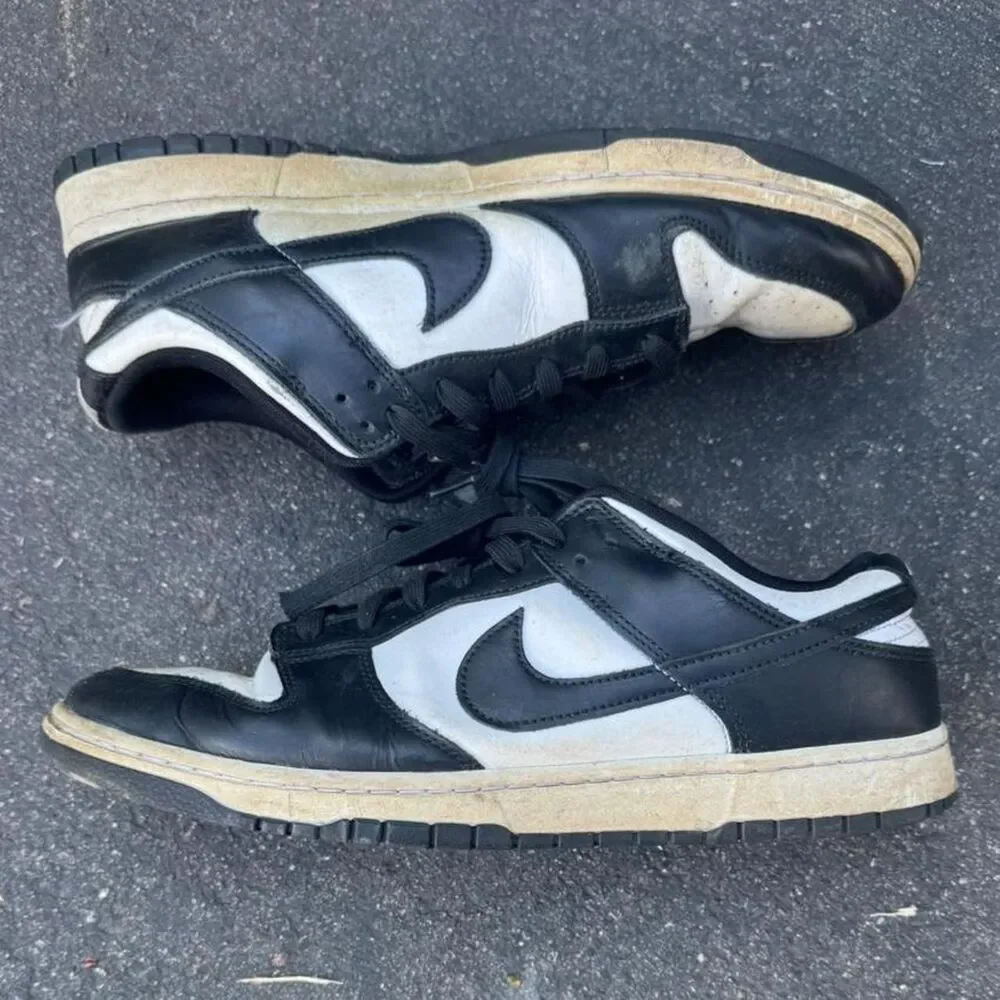 Nike Men's Black and White Trainers